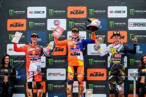 MX2-podium-at-Redsand