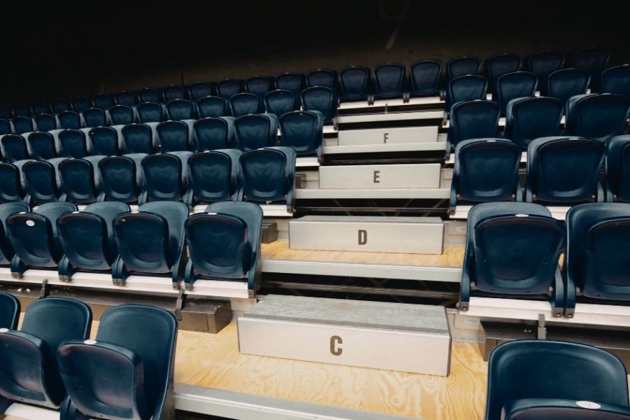 Gradas retráctiles y telescópicas